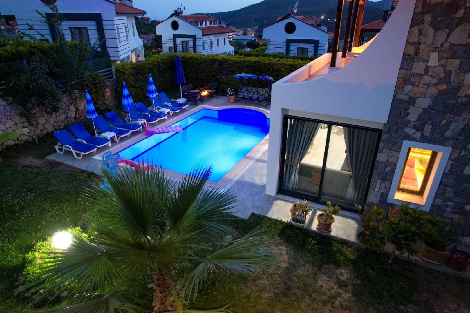 Lorenzo- 4 Bedroom Holiday Villa In Hisaronu 페티예 외부 사진