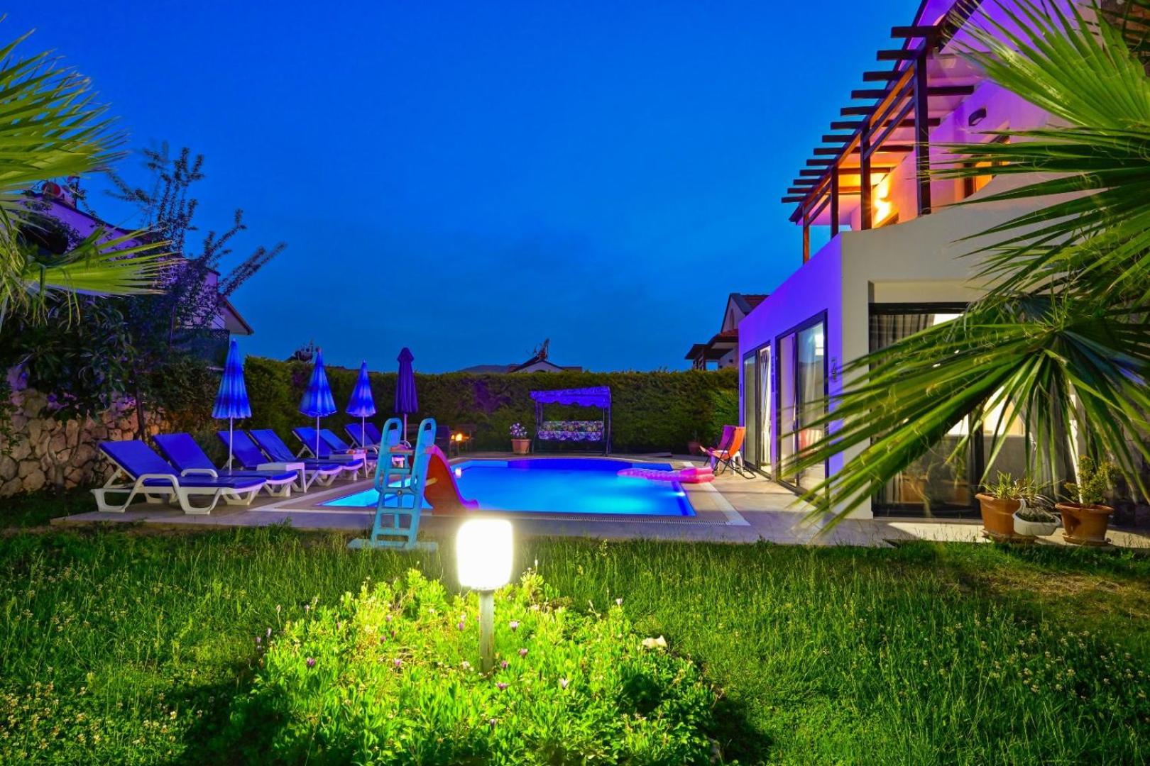 Lorenzo- 4 Bedroom Holiday Villa In Hisaronu 페티예 외부 사진